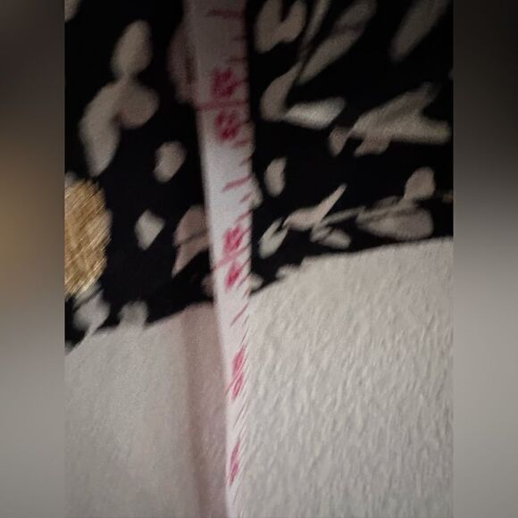 NWT Blu Pepper Bishop Tie Neck Top with Gold Design size Small - Picture 5 of 12